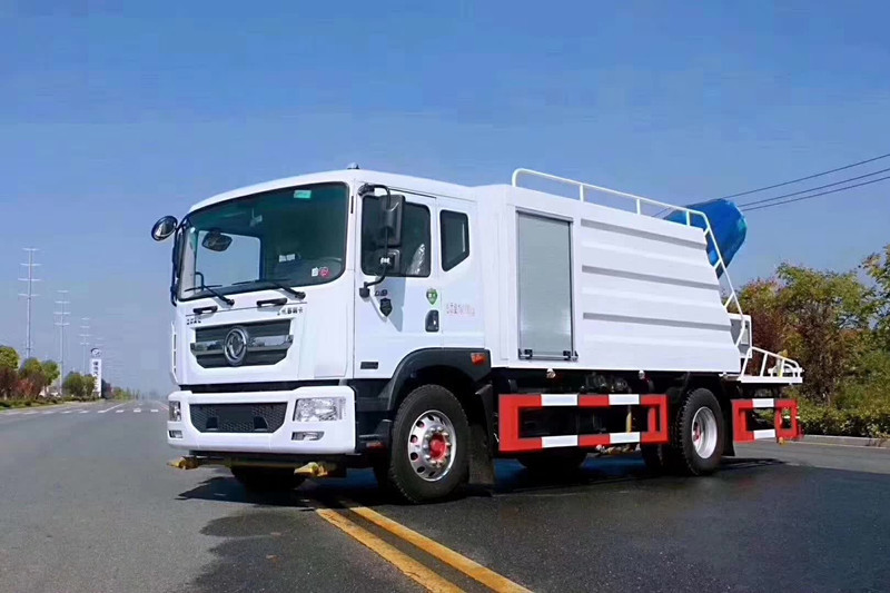 15噸東風多利卡D9多功能液壓抑塵灑水車 沒有副發(fā)動機的抑塵車